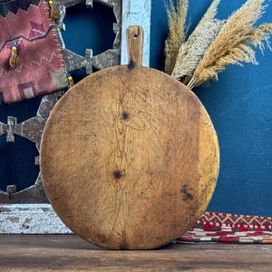 Round Walnut Wood Cutting Board, Vintage Board, Rustic Cutting Board, Wood Cheese and Serving Platter, Wooden Pizza Board image 8