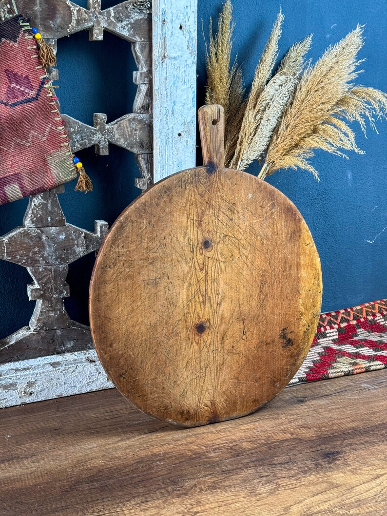 Round Walnut Wood Cutting Board, Vintage Board, Rustic Cutting Board, Wood Cheese and Serving Platter, Wooden Pizza Board image 6