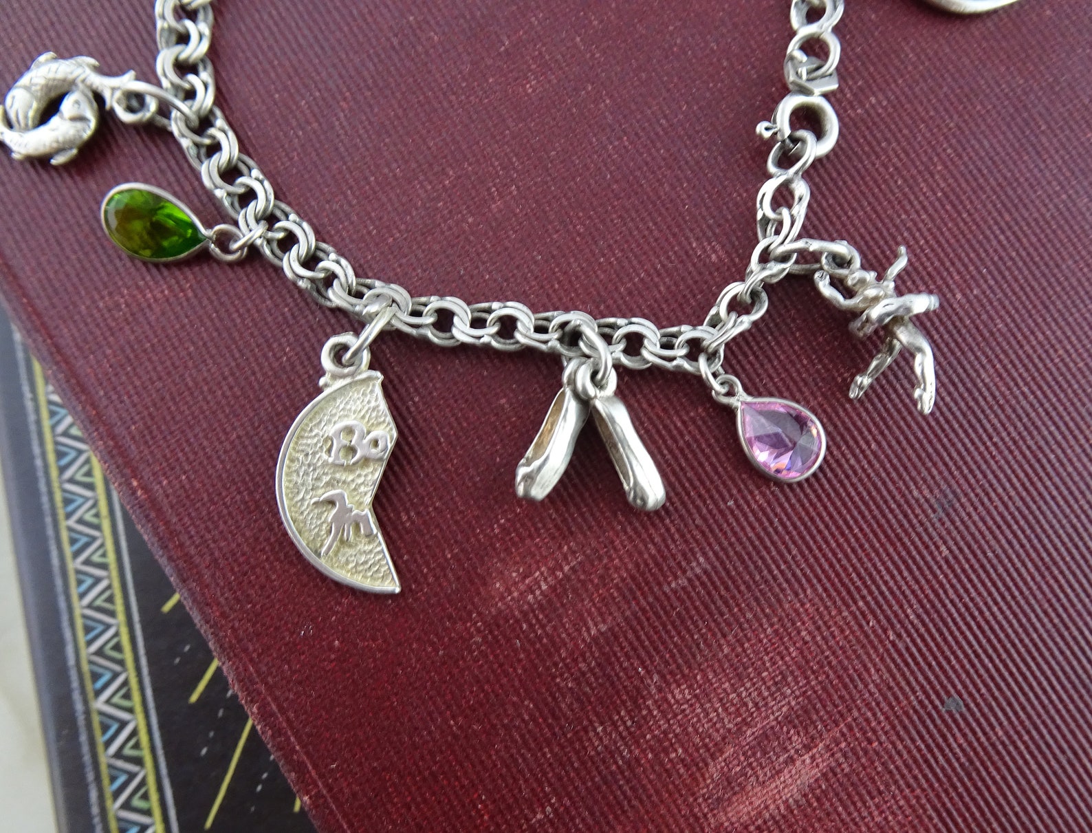 vintage sterling silver charm bracelet, novelty charm bracelet, lots of fun charms, ballet dancer, shoes, map of australia