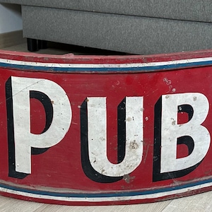 Un-enamelled painted sheet metal sign &quot;Avenir Publicité&quot;