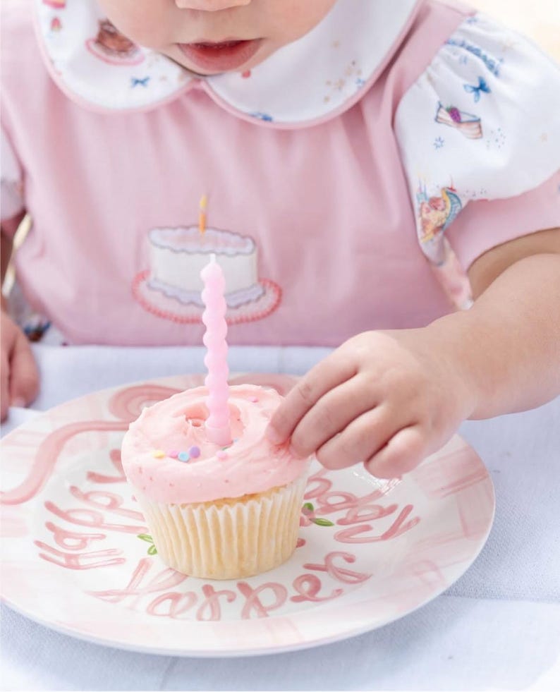 Personalized Birthday Plate, Hand-Painted Ceramic Heirloom bows, gingham and pedestal cake bild 5