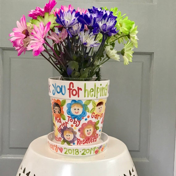 teacher gift // Mother’s Day // large flower pot and saucer personalized with children's faces... Cute for grandparents too Il_570xn
