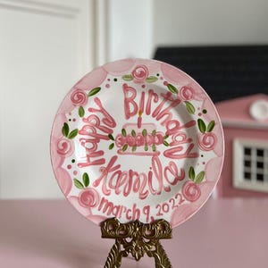 Birthday Plate // Flowers & Scallops Personalized First Birthday Plate Plate, Custom handpainted, Lilly inspired
