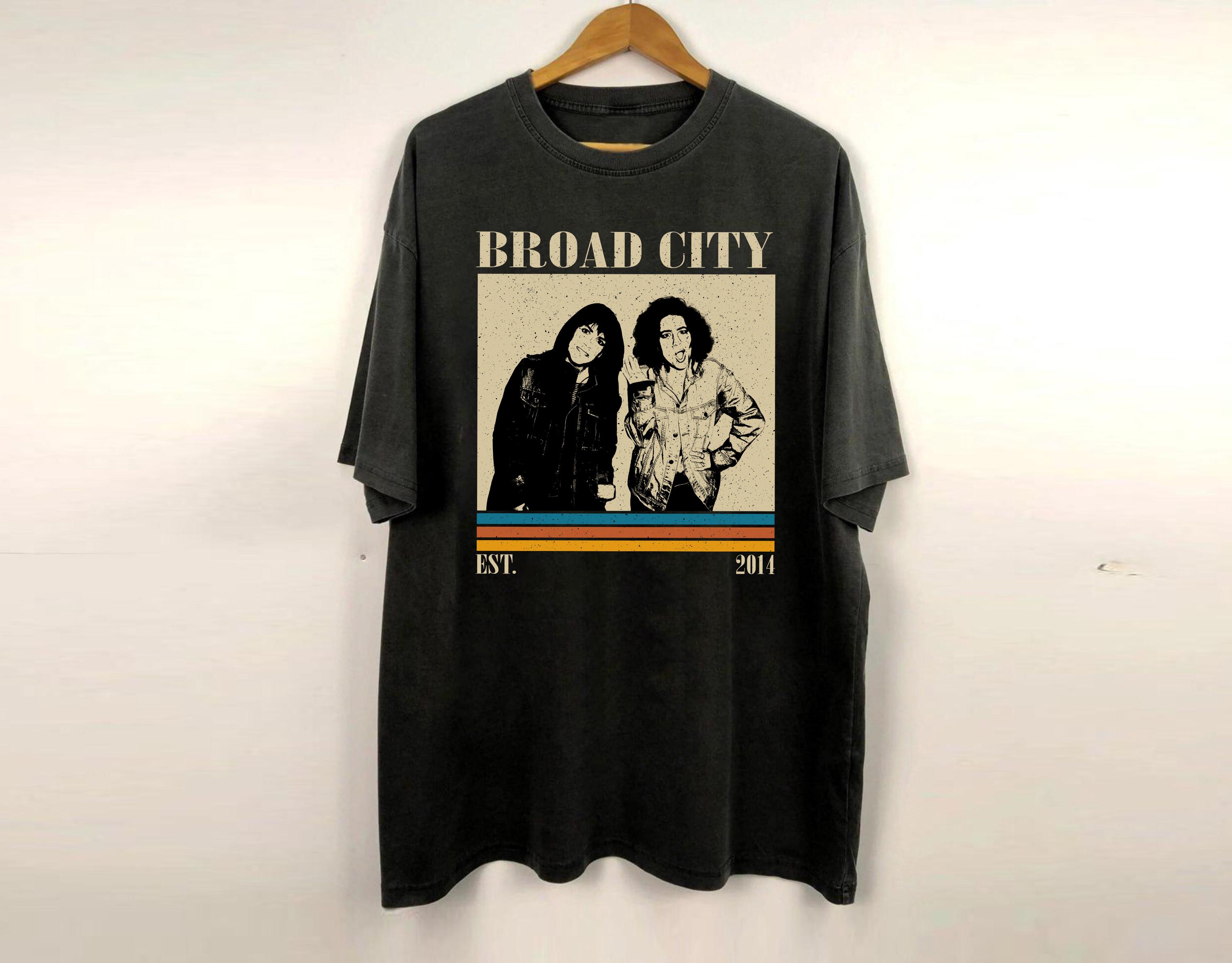 Broad City Tv Series Shirt, Broad City Shirt, Retro Shirt, Vintage Shirt, Classic Shirt, Gifts for him, Christmas Gifts