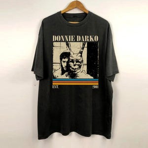 Donnie Darko Shirt, Donnie Darko Film Shirt, Vintage Shirt, Retro Shirt, klassisches Shirt, Geschenke für ihn, Weihnachtsgeschenke