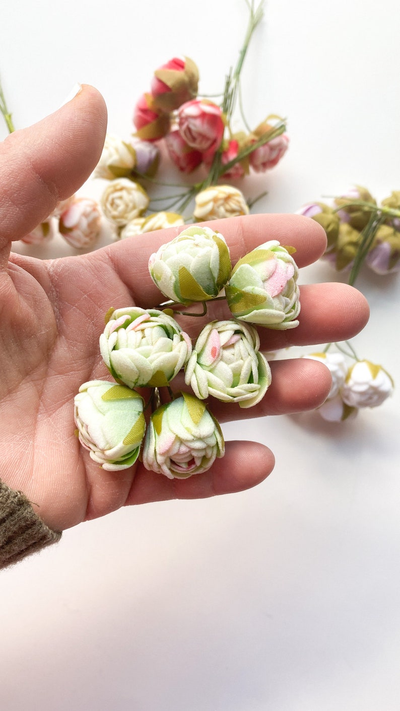 12 Mini Felt Rose Flowers on Wire Stems Artificial Flowers, Tea Rose, Mini Flowers CHOOSE COLOR Green - 1366