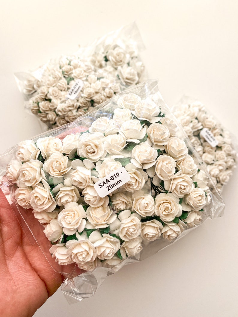 100 Open Rose Mulberry Paper Flowers in Ivory/White 10-25mm CHO0SE SIZE Paper Roses Ivory Paper Roses,Ivory Roses, Tiny Roses 20mm - 01373