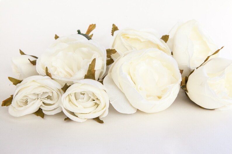 Set of 9 Small to Large Cabbage Roses in Ivory White Silk Artificial Flowers read description ITEM 01004 image 1