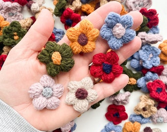 10 Crochet Flowers - CH00SE COLOR - Artificial Flowers, Flowers, Small Crochet Flowers, Yarn Flowers, Crochet Daisies