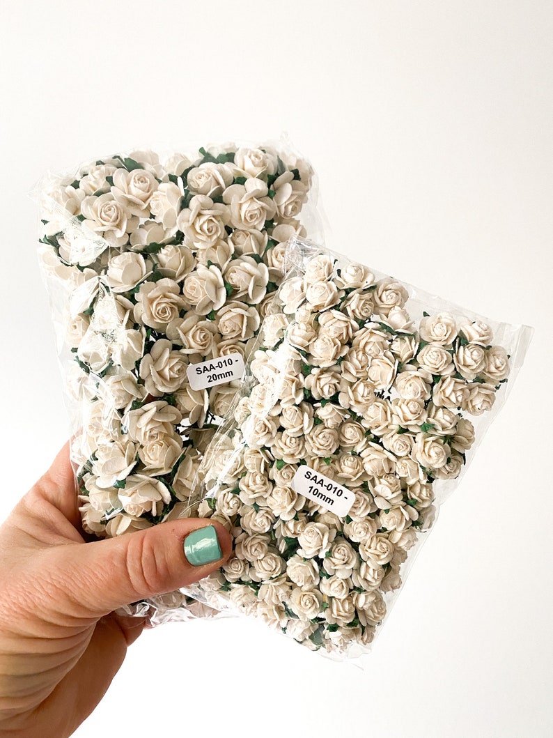 100 Open Rose Mulberry Paper Flowers in Ivory/White 10-25mm CHO0SE SIZE Paper Roses Ivory Paper Roses,Ivory Roses, Tiny Roses image 2