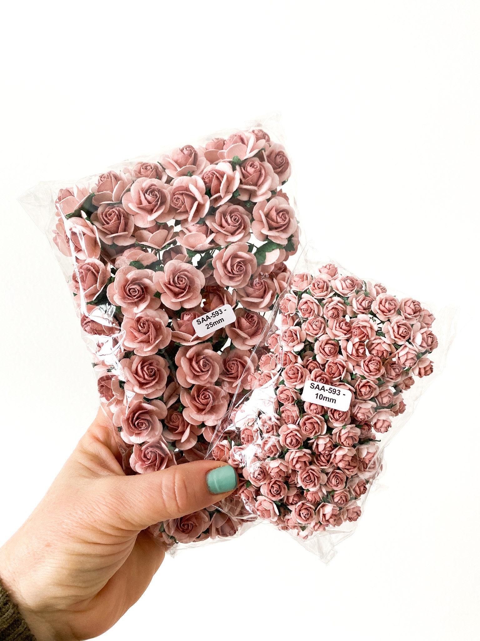  100 pcs Flat Paper Flowers 25mm Mulberry Paper Flowers