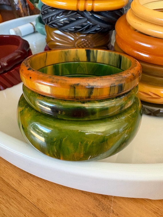 Green Bakelite Bangle Stack - Spinach - image 1