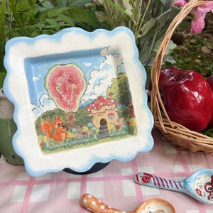 Handgemachter Keramik Teller mit Waldtier Motiv: Spring Brook Stoneware