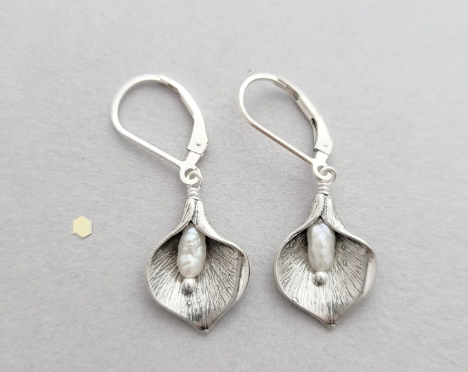 Calla Lily Earrings