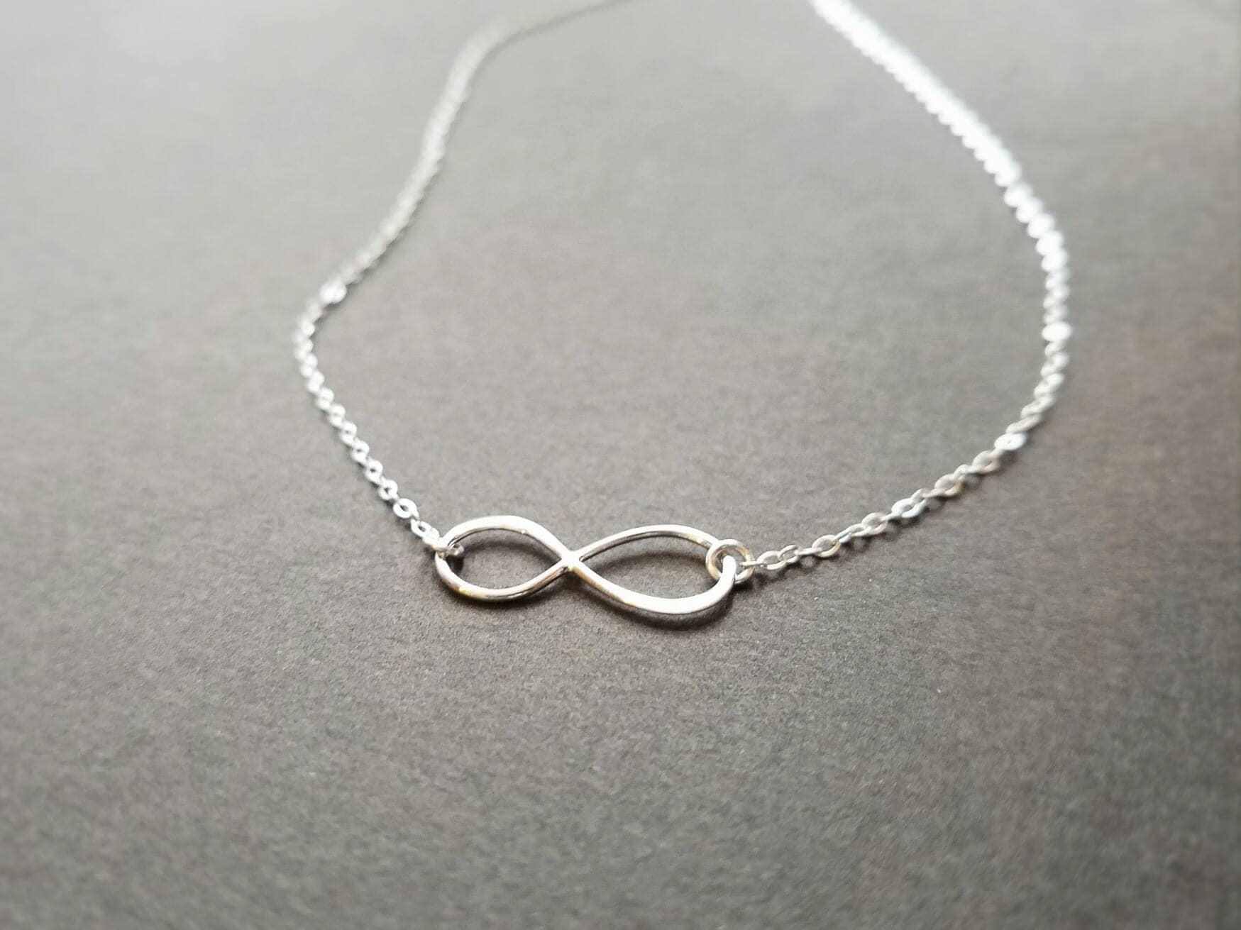Simple infinity necklace discount