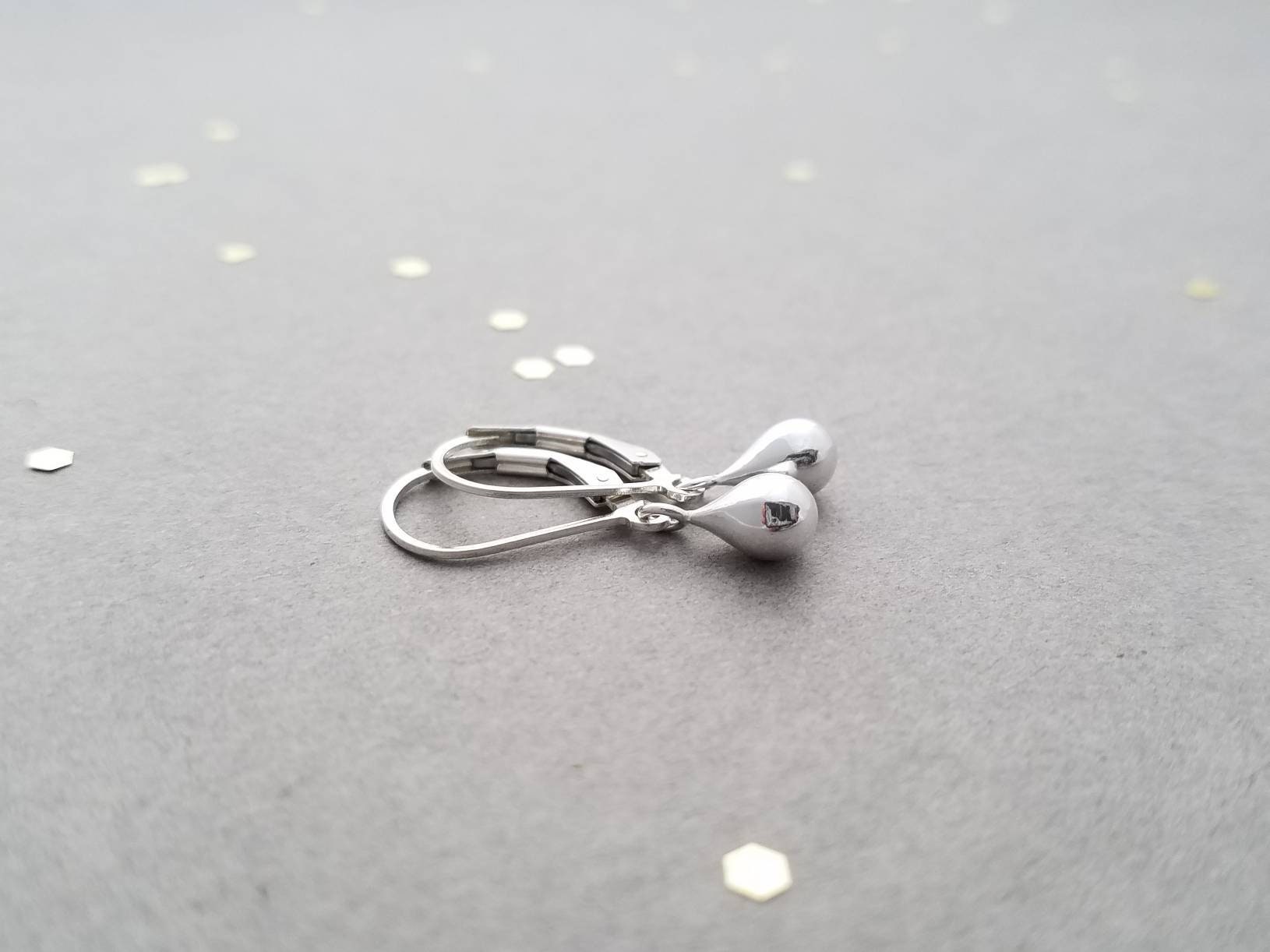 Small Silver Bow stone Studs – zahana