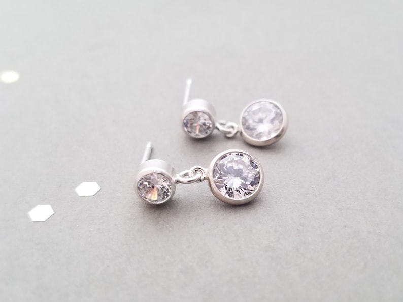 Tiny Sterling Silver post earrings- round CZ crystals 4mm post with 6mm dangle immagine 1