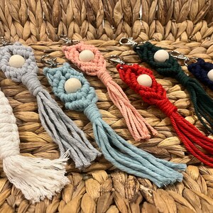 macrame keychain