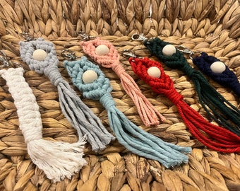 macrame keychain
