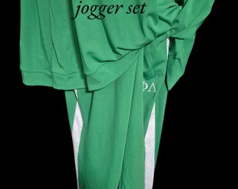 Jogger Set DISPONIBILE IN POCHE SCORTE (1)