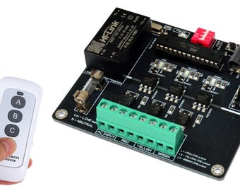 Remote Light Controller Sequencer with Remote Control, 150m Range, Multiple Operating Modes for Management, 700W output power, 110...240 VAC