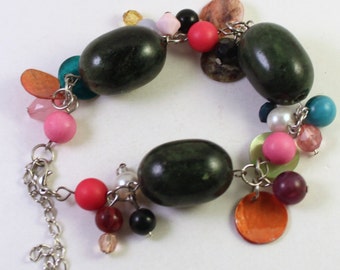 Forest Green Acrylic & Shell Assorted Charm Beaded Bracelet, Wholesale Bead Supplies