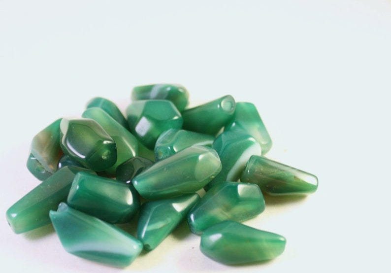 Genuine Dyed Green Agate Beads, Funky Geometrical Faceted Nugget, Wholesale Loose Beads image 2