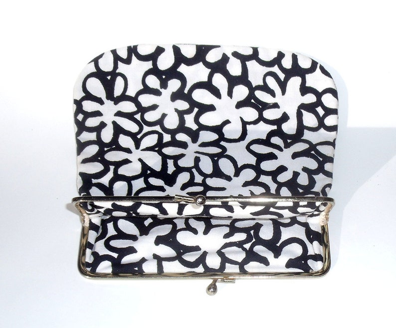 Vintage Marimekko pouch with kiss clasp image 7