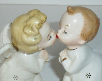 Vintage Kissing Angels S&P Shakers