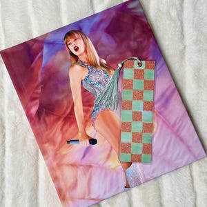 t swift bookmark | ts bookmark | swiftie bookmark | book club | bookish | gift for reader