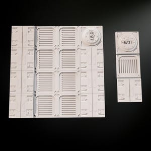 Puede incluir: Baldosas modulares de plástico blanco roto con un diseño futurista. Las baldosas presentan un patrón de rejilla con rejillas de ventilación y paneles circulares marcados con "EXIT".