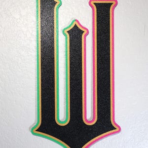 Decoração de letras do Wicked W Varsity