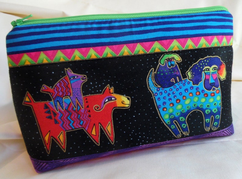 Amazon Com Laurel Burch Cosmetic Bag Dog And Doggies Set Of 3