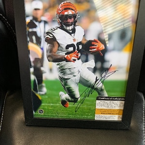 Joe Mixon Autographed Picture with COA Cincinnati Bengals NFL Authentic Signature Signed Sports Texans