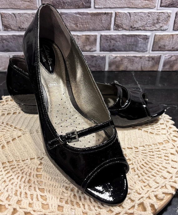 ladies dress shoes size 9 NEW Nina Spain Black Satin D'Orsay Heels Women's size 9 Dress Shoes Strappy Pump