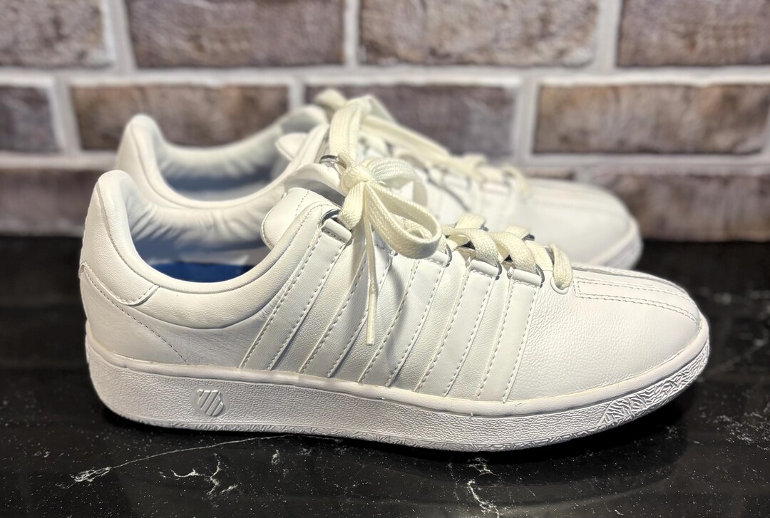 K-swiss White 93343-11-M Low Tennis Shoes, Women's US Size 9, NEW