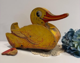Rare Vintage 1942 Fisher-price #148 Ducky Daddles Wooden Duck Pull