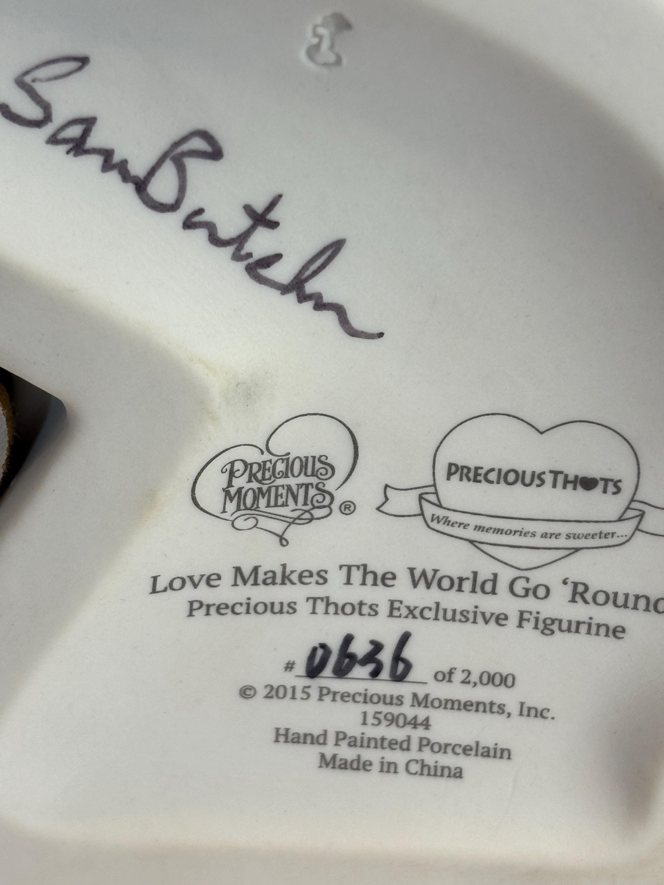 2015 Precious Moments Musical Carousel “your Love Makes My World 