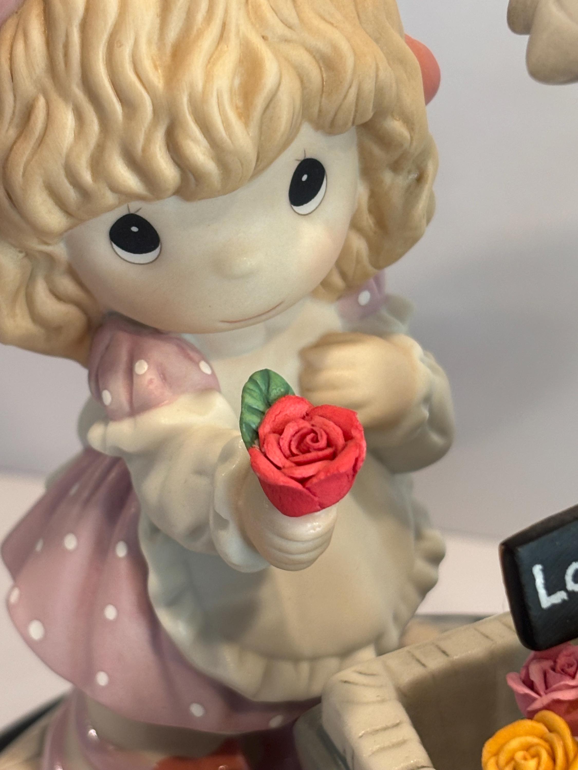 2018 Precious Moments Flower Cart “blooming With Friendship for 40