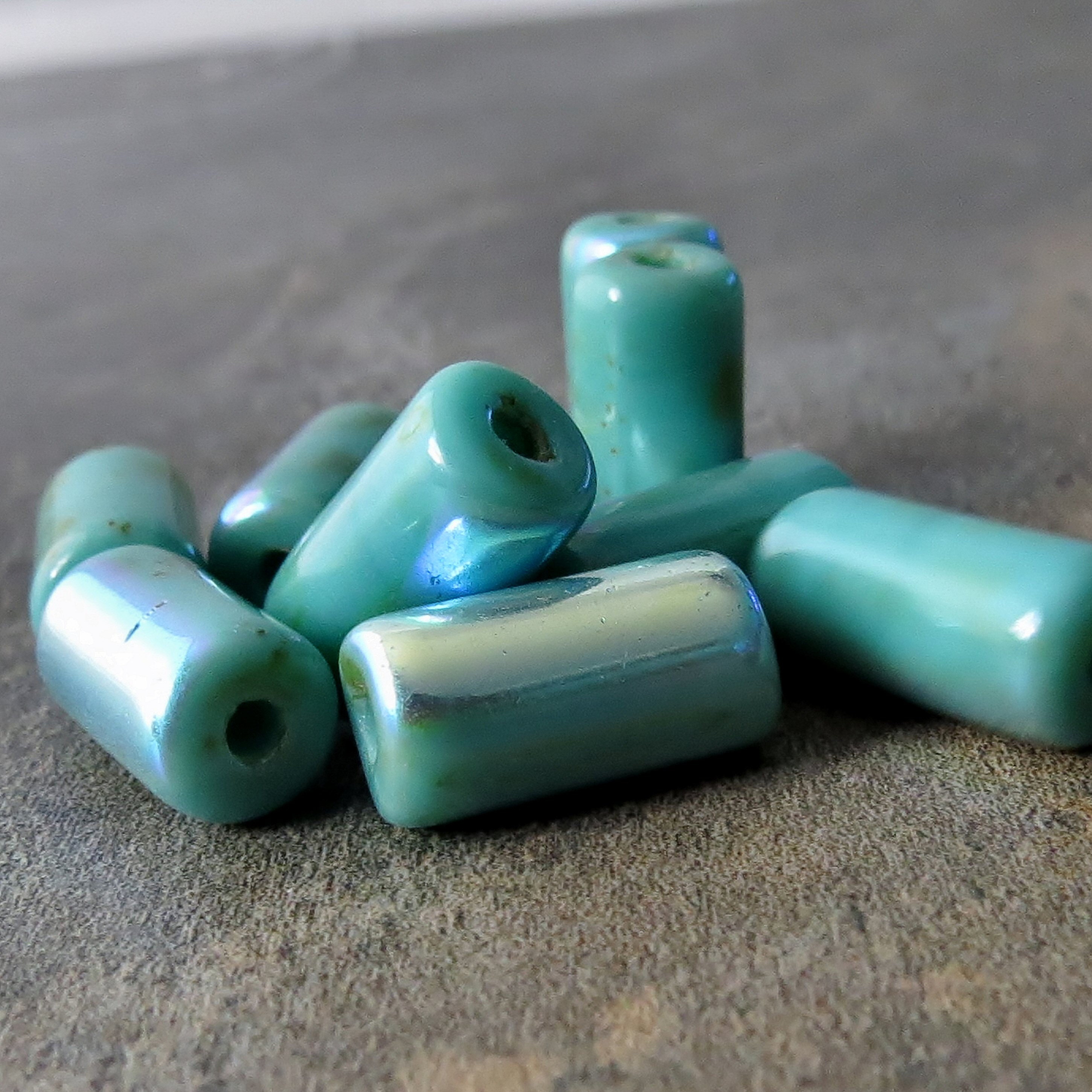 不透明ターコイズチェコガラス 14mm ピカソABチューブ：残り6個。大穴