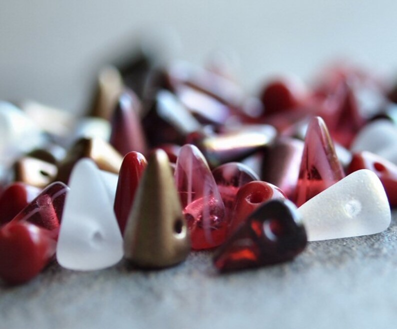 Czech Glass Bead Mini Spike Cherry Cream Mix 12 pc image 2