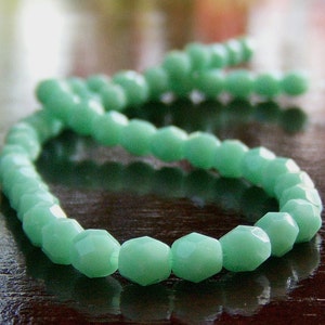 Turquoise Green Czech Glass Bead 4mm Faceted Round 50 pc Strand image 3