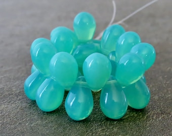 Caribbean Green Opal Czech Glass Teardrop 9x6mm Bead :  Full Strand Green Tear Drop