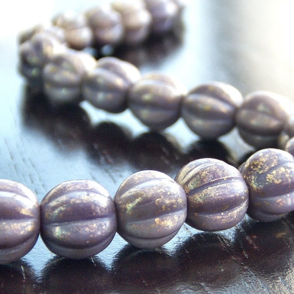 Amethyst  Marbled Gold 8mm Czech Glass Bead Melon Rounds : LAST 25 pc 8mm Purple Fluted Round