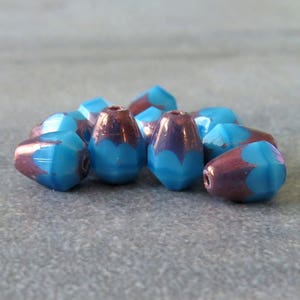 Cielo azul seda bronce checo vidrio facetado 8x6mm Lágrima perla: 10 pc Abajo corte checo azul Lágrima Perlas
