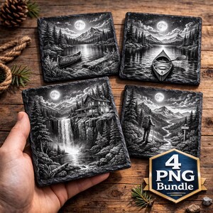 Puede incluir: Un juego de cuatro posavasos cuadrados de pizarra con diseños de paisajes en blanco y negro. Cada posavasos presenta una escena diferente: un lago con una canoa, una cordillera, una cascada y un excursionista. Presentados sobre una superficie de madera.