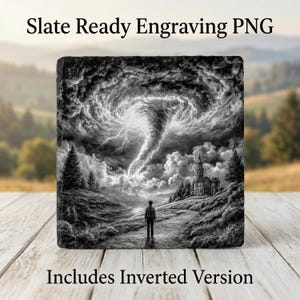 Può includere: Incisione su ardesia in bianco e nero raffigurante un paesaggio drammatico con un tornado, una persona e un edificio. Il testo "Slate Ready Engraving PNG" e "Includes Inverted Version" sono visualizzati.