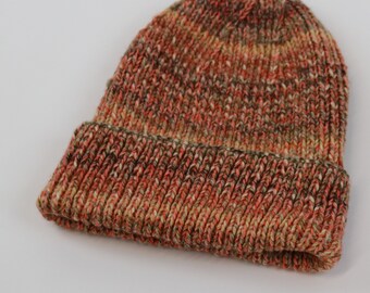 Gorro, suave y cálido, gorro, de lana, tejido a mano. Hecho a mano. Fabricado en el Reino Unido.