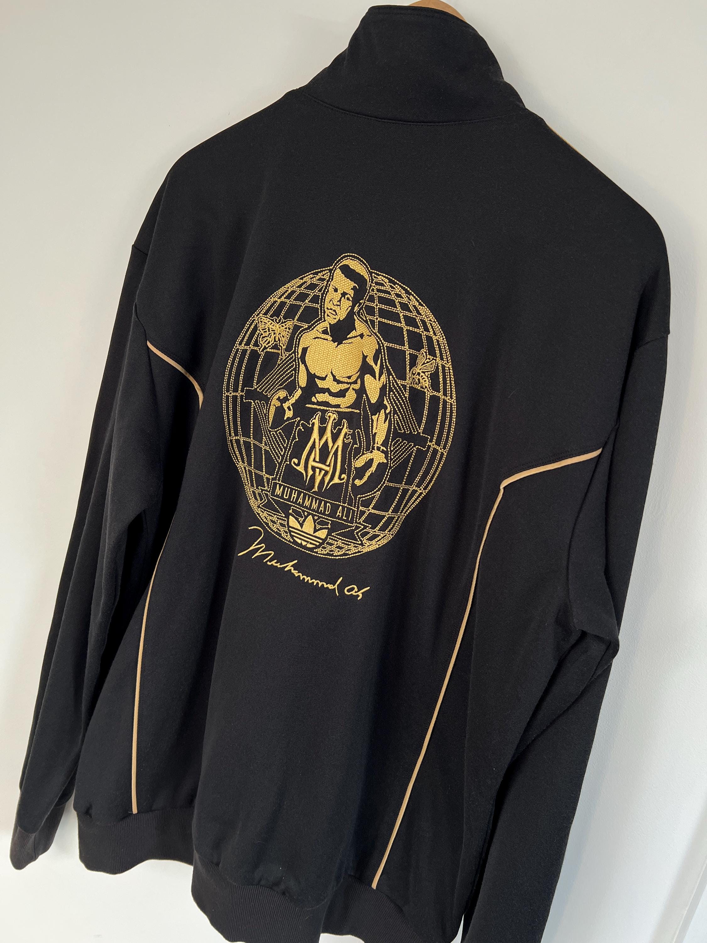 Adidas Muhammad Ali Big Logo Boxing Black and Gold Jacket Rare