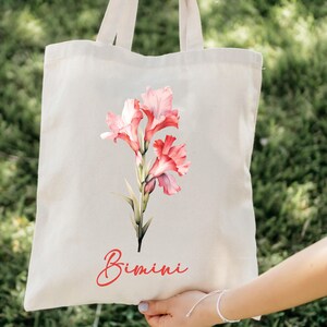 August Geburtsmonat Blume Personalisierte Tragetasche, Bachelorette Brautjungfer Geschenke, Geburtstagsgeschenk für sie, Hochzeitsgeschenk, Geschenk für Mama